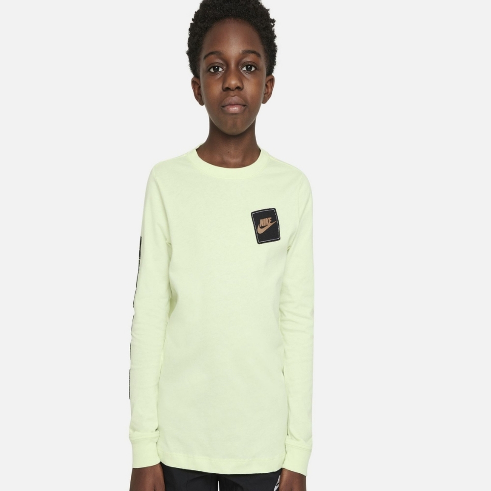 Nike Big Boys Sportswear Long-Sleeve T-shirt
